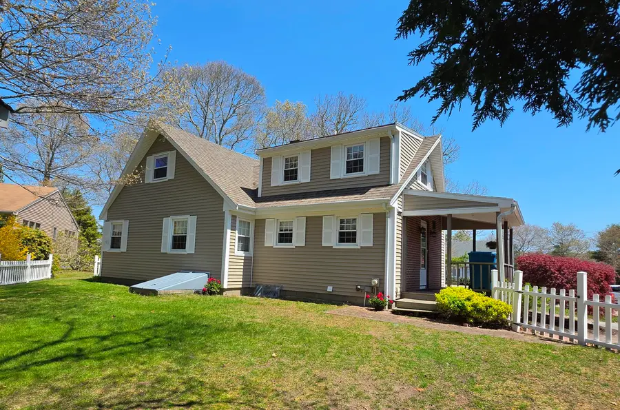 16 Pine Hollow Road, Teaticket, MA 02536 - #2