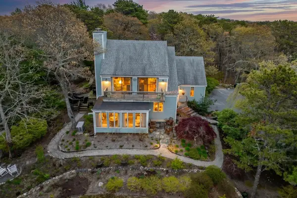 87 Rockledge Drive, North Falmouth, MA 02556