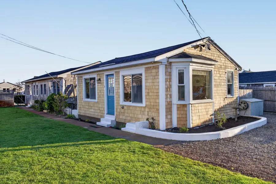 887 Commercial Street #UNIT 1, Provincetown, MA 02657 - #2