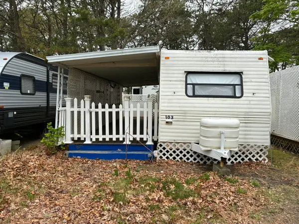 698 Willow St. #103, South Yarmouth, MA 02664