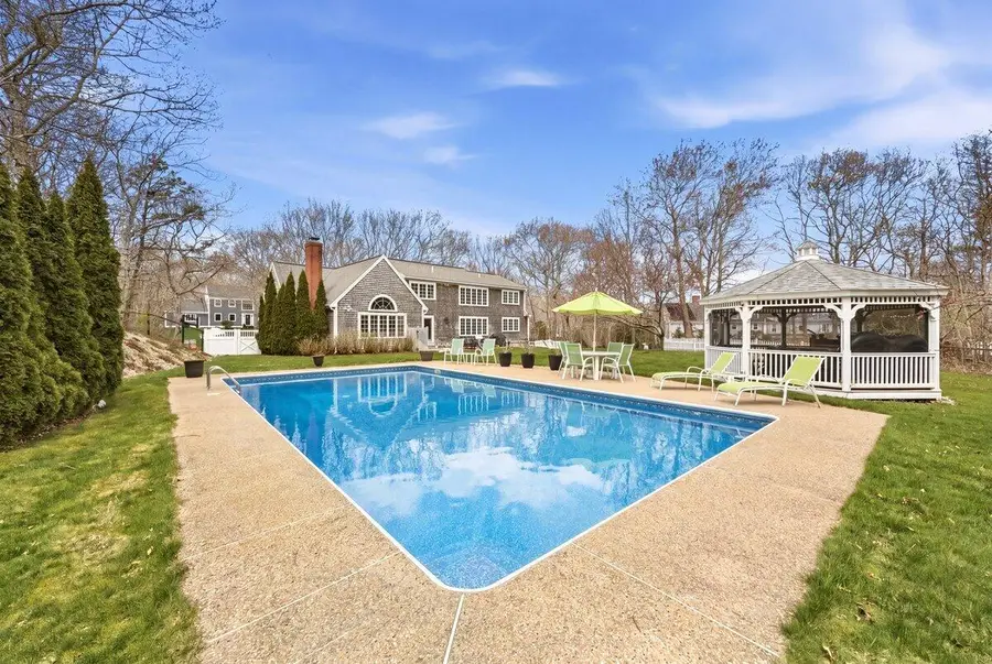 8 Telegraph Hill Road, Sandwich, MA 02563 - #2