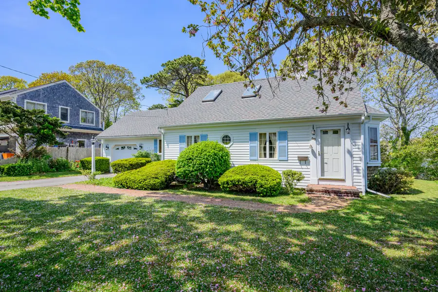 56 English Street, Teaticket, MA 02536 - #2