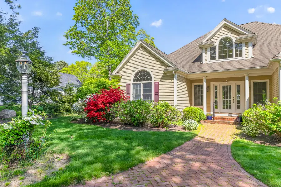 382 Falmouth Woods Road, East Falmouth, MA 02536 - #2