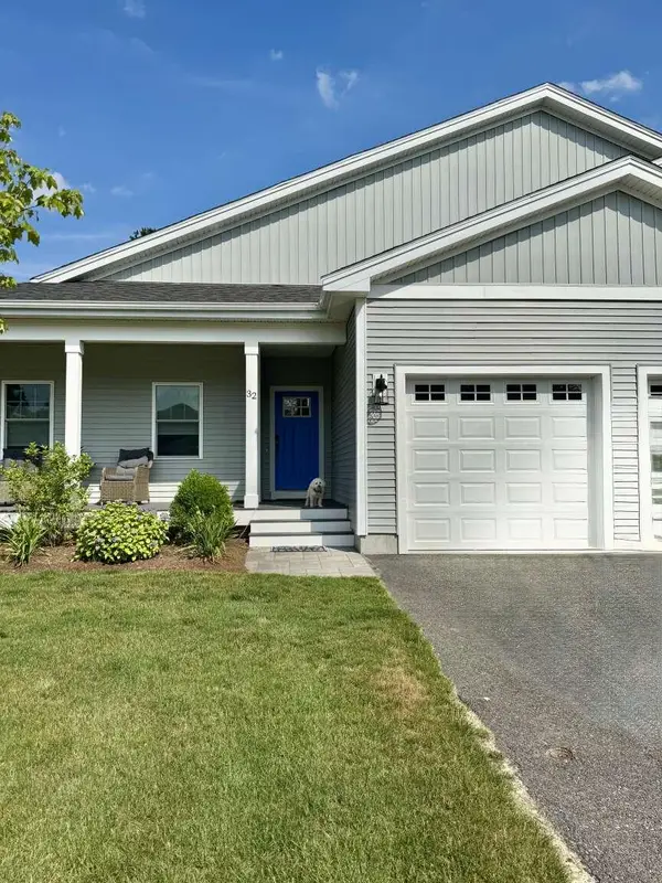 32 Starboard Drive #UNIT 32, Buzzards Bay, MA 02532