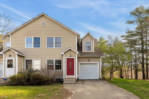 15 Carver Square Boulevard #UNIT 15, Carver, MA 02330