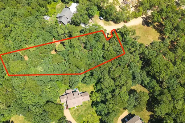 4 Wilsons Lane, Edgartown, MA 02539