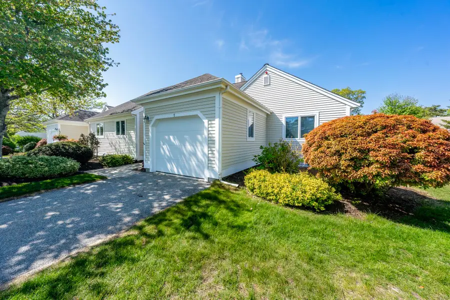 7 Masters Court, Mashpee, MA 02649 - #2