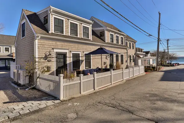 368 Commercial Street #Unit G, Provincetown, MA 02657