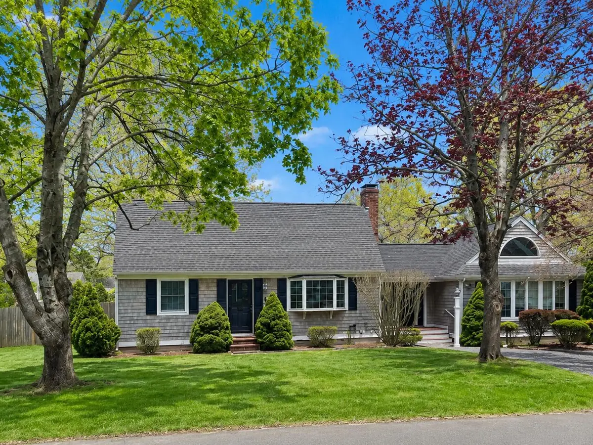 27 Sandpiper Circle, Teaticket, MA 02536 - #1