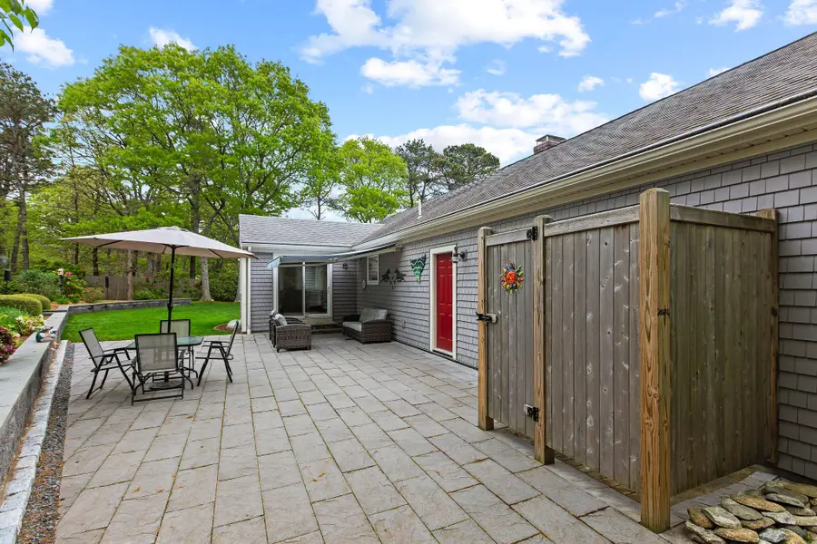 90 Beacon Street, South Yarmouth, MA 02664 - #3