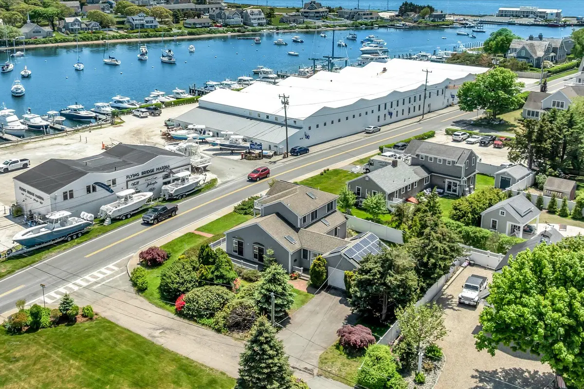 251 Scranton Avenue, Falmouth, MA 02540 - #1