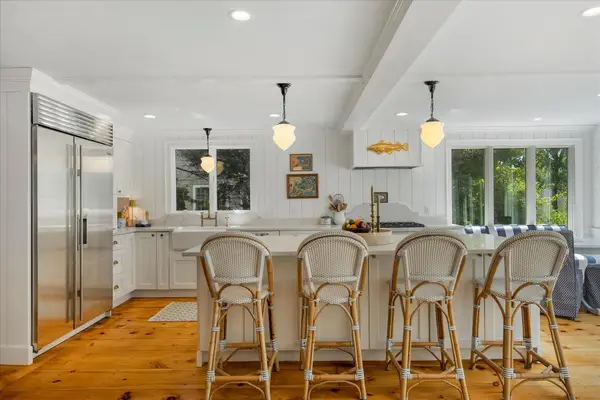 200 Main Street, Sandwich, MA 02563