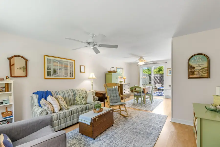 135 W Main Street #APT 32, Hyannis, MA 02601 - #3
