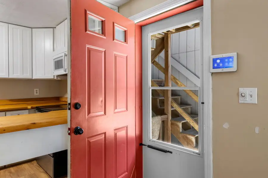 70 Cape Drive #APT 8B, Mashpee, MA 02649 - #3
