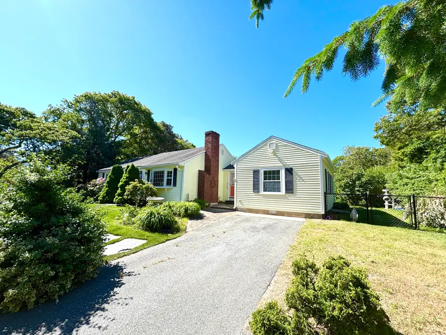 1 Baddeck Street, Harwich, MA 02645 - #2