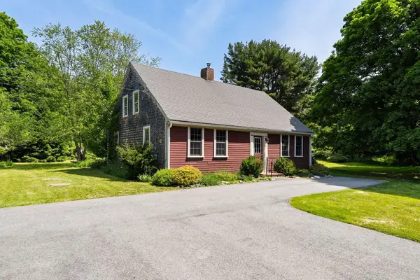 65 Summer Street, Middleborough, MA 02346