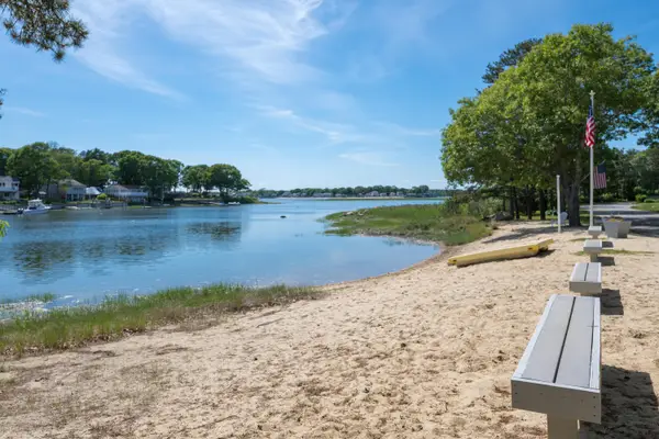 33 Kingwood Street, Wareham, MA 02571