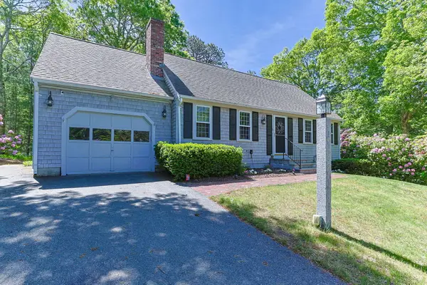 114 King Arthur Drive, Osterville, MA 02655