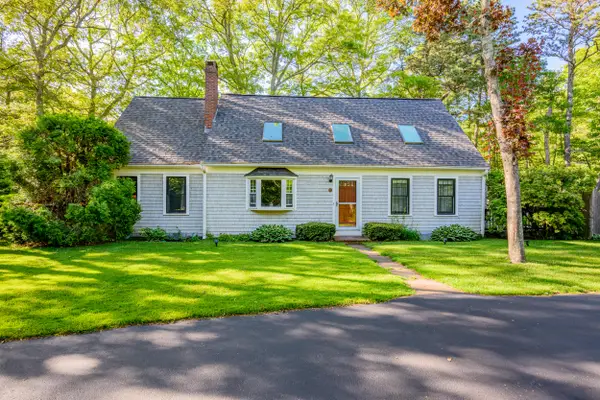 42 Hamblin's Hayway, Marstons Mills, MA 02648