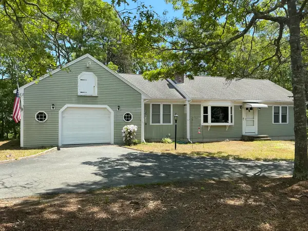 434 W Yarmouth Road, West Yarmouth, MA 02673