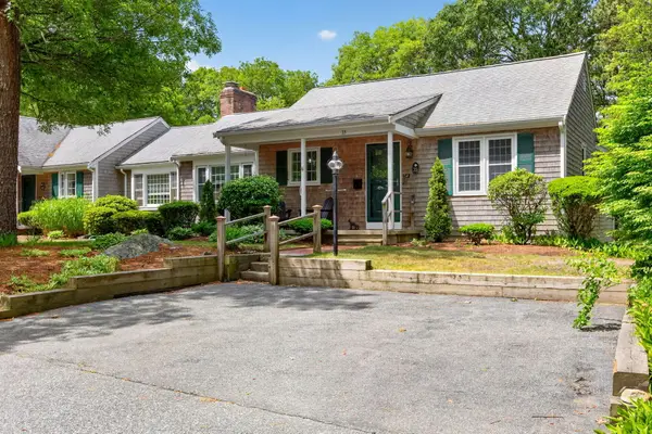 35 Debs Hill Road #UNIT 35, Yarmouth Port, MA 02675