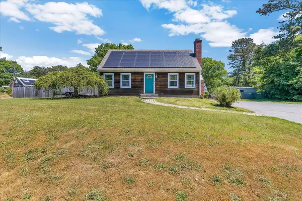1 Jody Lane, Forestdale, MA 02644