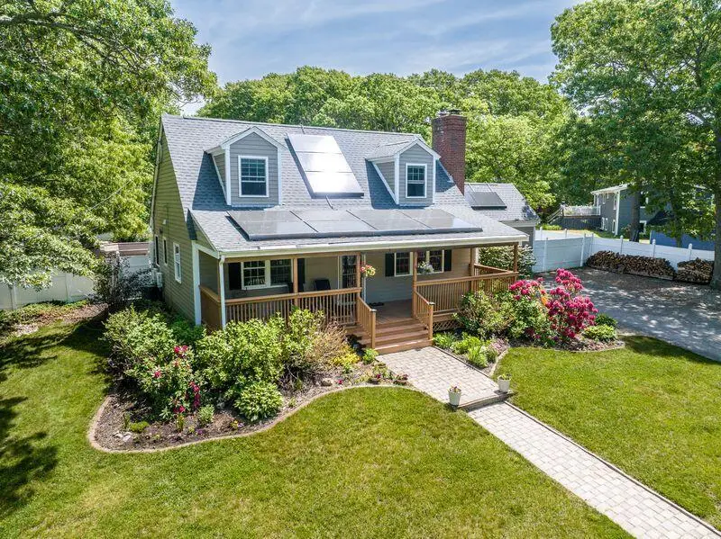 3 Windmill Road, Buzzards Bay, MA 02532 - #1