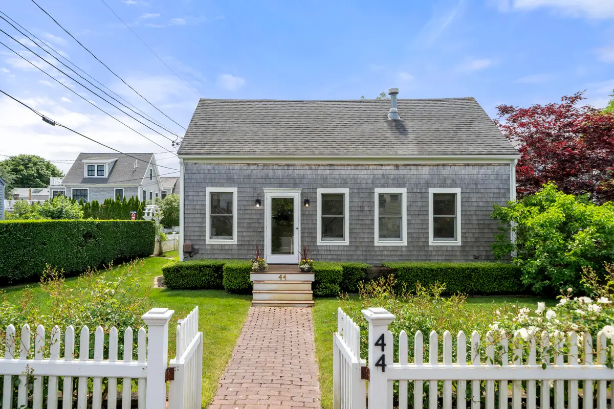 44 Pleasant Street, Provincetown, MA 02657 - #1