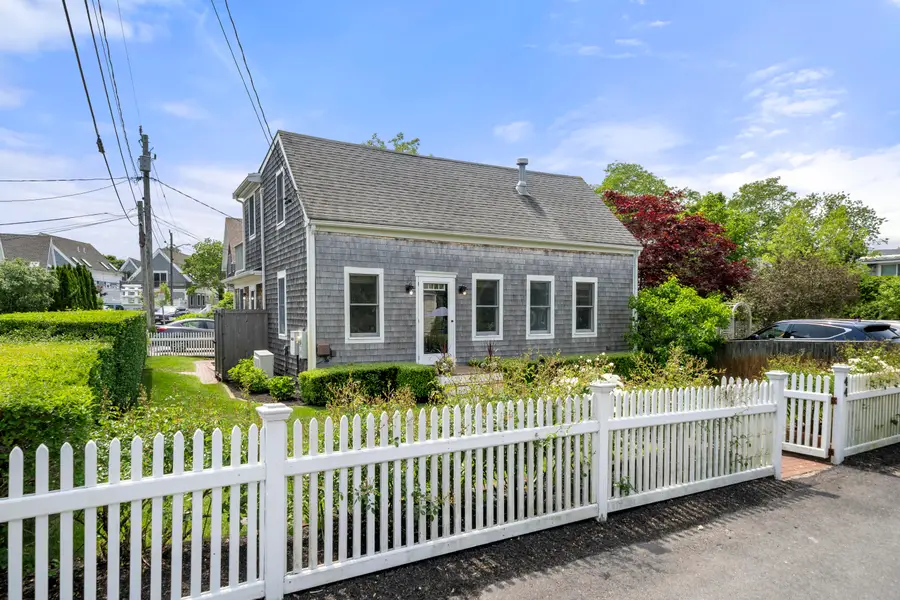 44 Pleasant Street, Provincetown, MA 02657 - #2