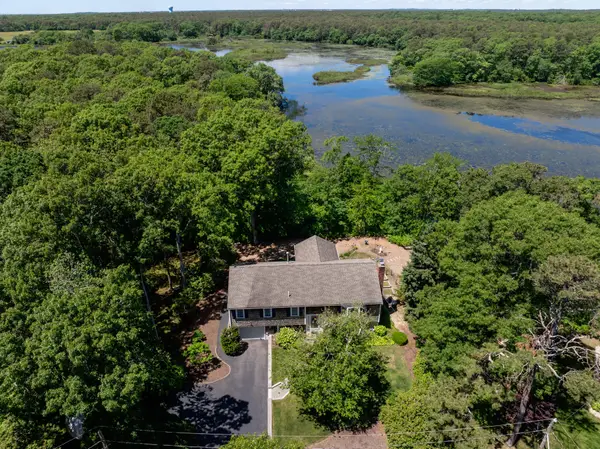 45 Sierra Way, West Yarmouth, MA 02673