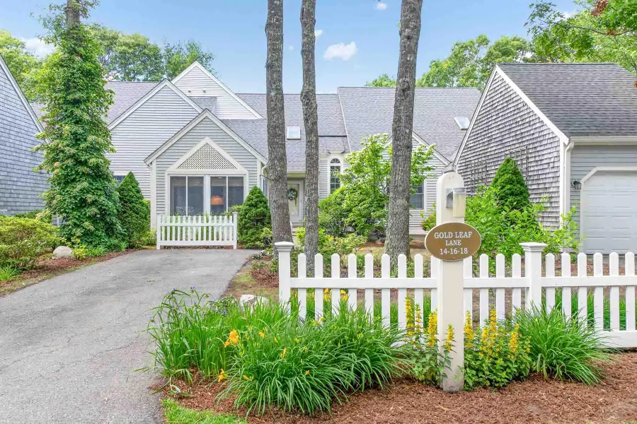 16 Gold Leaf Lane, Mashpee, MA 02649 - #2