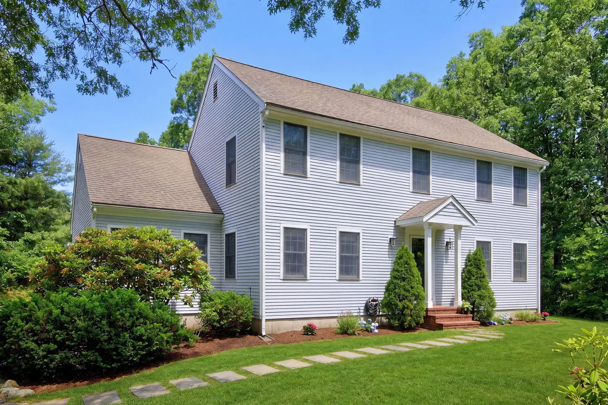 2 Harpers Hollow, East Sandwich, MA 02537 - #1