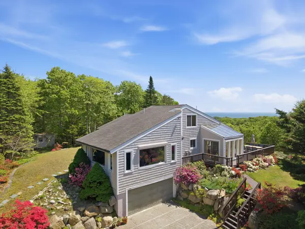 134 Pine Mountain Drive, Plymouth, MA 02360