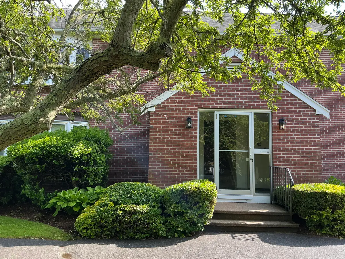 775 W Main Street #APT 1, Hyannis, MA 02601 - #1