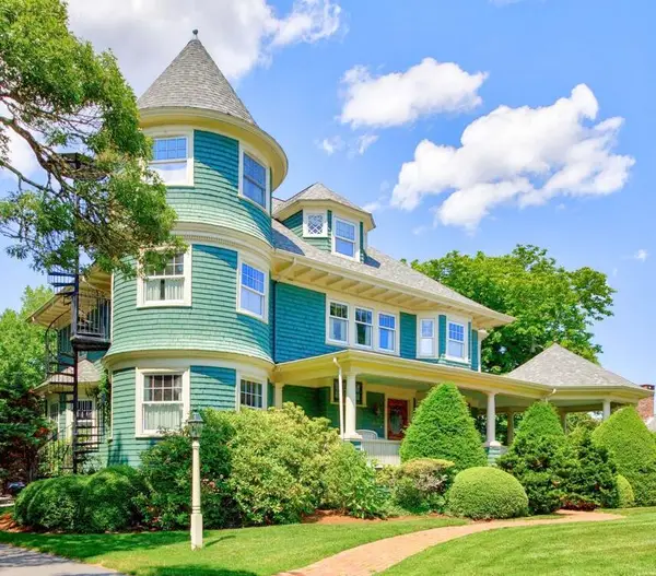 528 Main Street #2, 3, Harwich Port, MA 02646