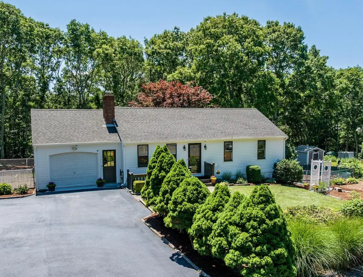 6 Emerald Way, Forestdale, MA 02644 - #1