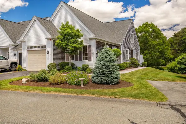 11 Stratford Ridge #UNIT 11, Mashpee, MA 02649