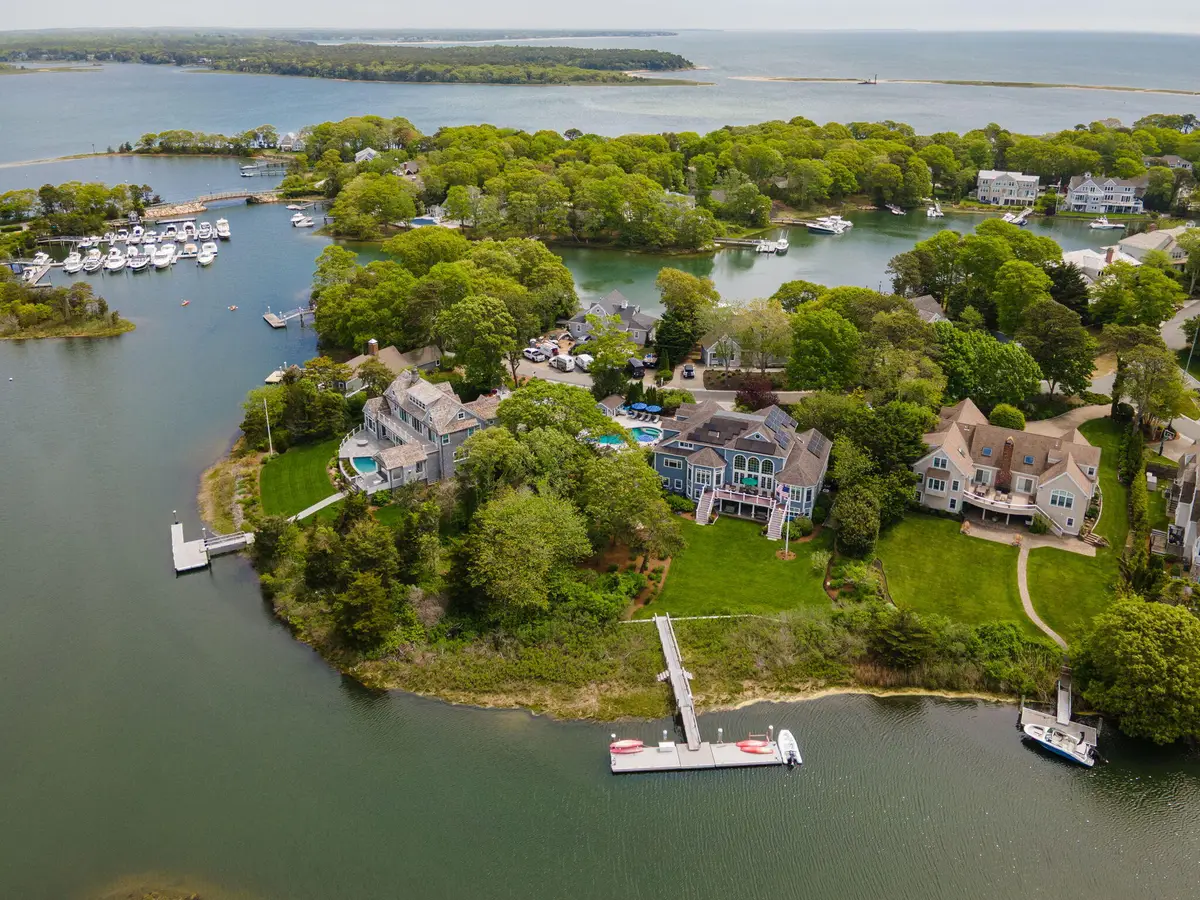 8 Bowsprit Point, Mashpee, MA 02649 - #1