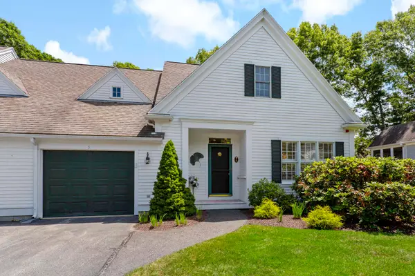 5 Mayfair Court #UNIT 5, Mashpee, MA 02649