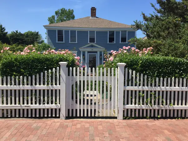 496 Commercial Street #UNIT 4, Provincetown, MA 02657