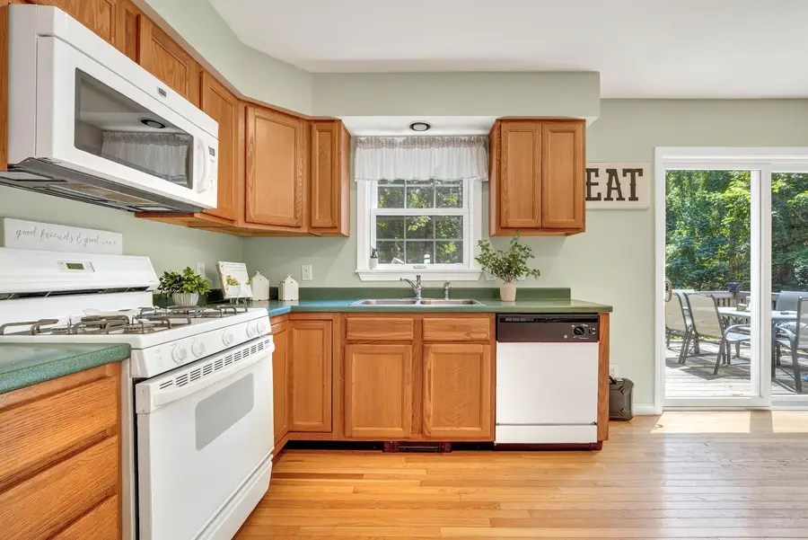 88 Waterfield Road, Osterville, MA 02655 - #3