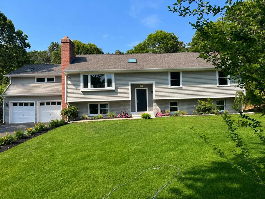 19 Wheelhouse Circle, Hatchville, MA 02536 - #2