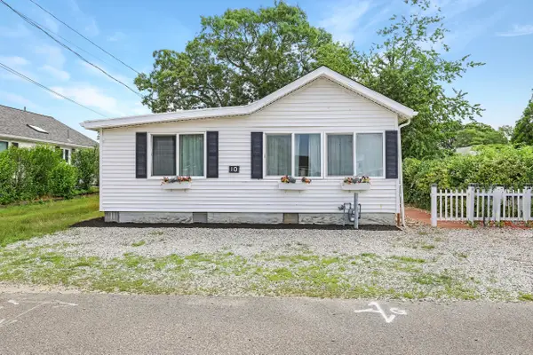 10 Barnes Street, Wareham, MA 02571