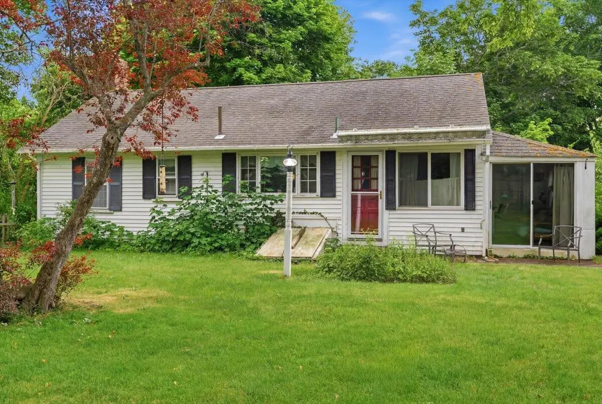 127 Pine Avenue, Hyannis, MA 02601 - #1