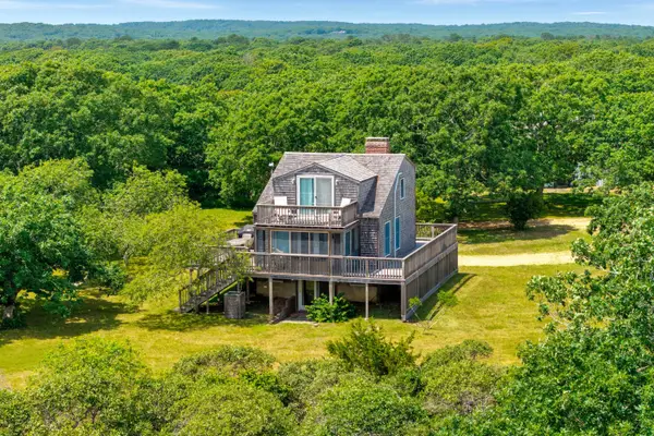 28 Black Point Road, Chilmark, MA 02535