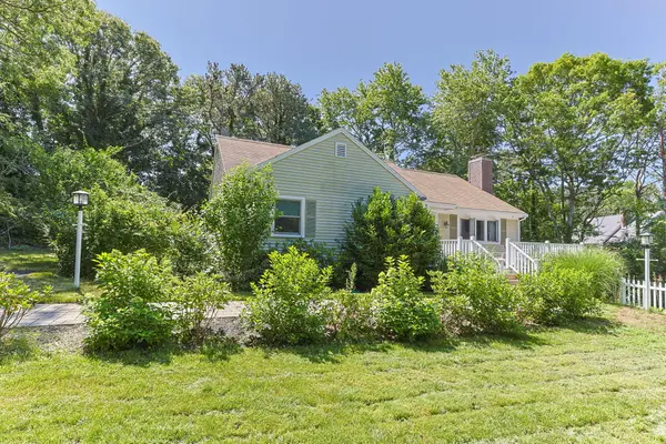 7 Openfield Road, South Dennis, MA 02660