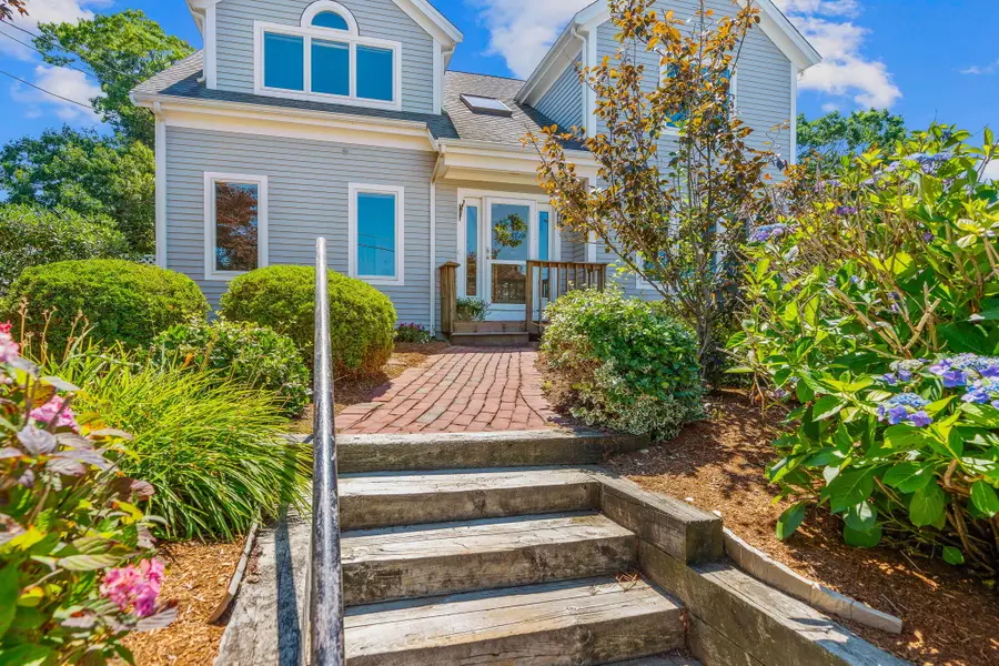 24 Bluff Avenue, Mashpee, MA 02649 - #2