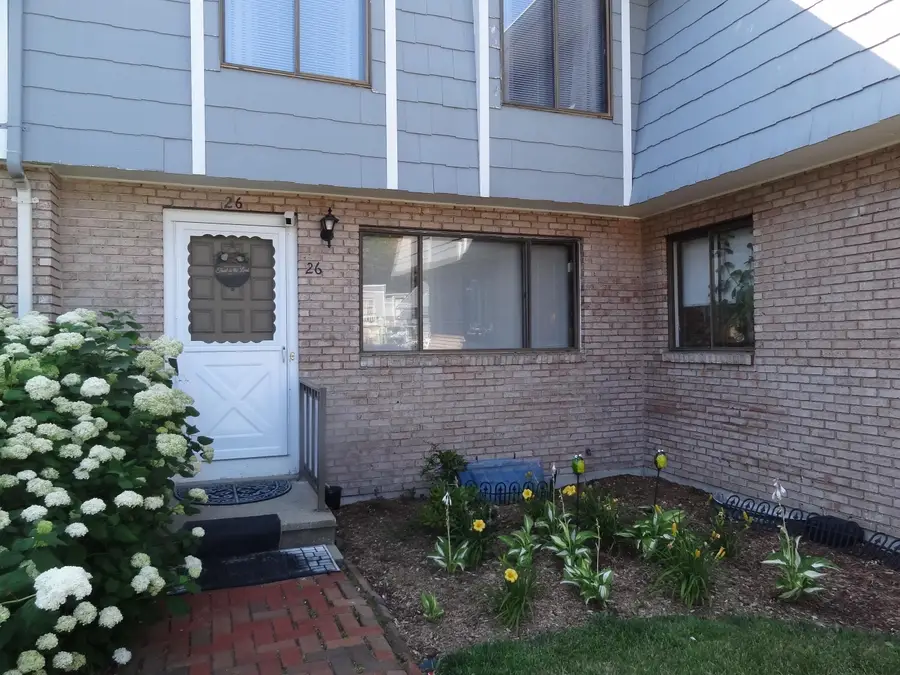 329 W Main Street #APT 26, Hyannis, MA 02601 - #2