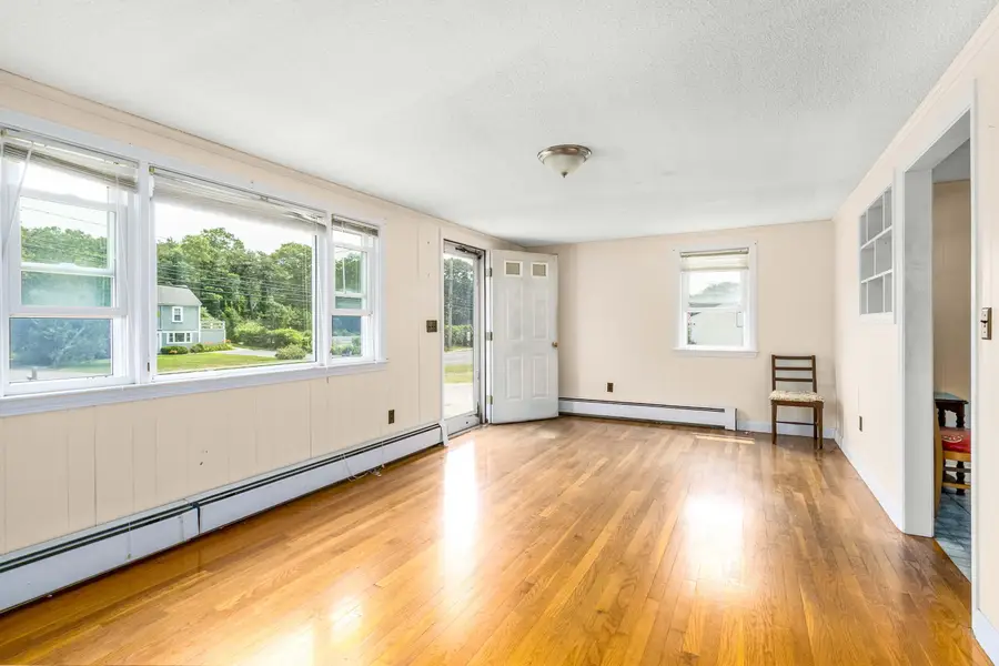 178 Sandwich Road, Teaticket, MA 02536 - #3