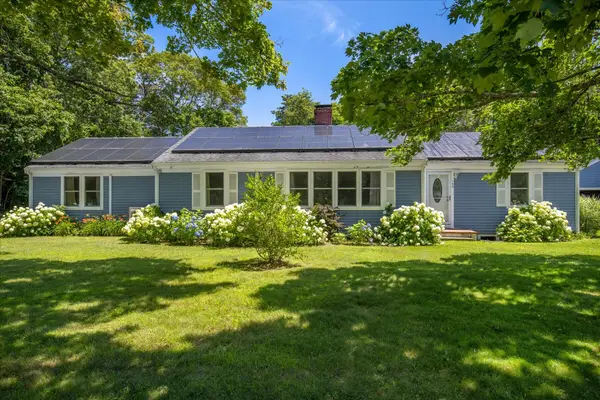 160 Lincoln Road, Hyannis, MA 02601